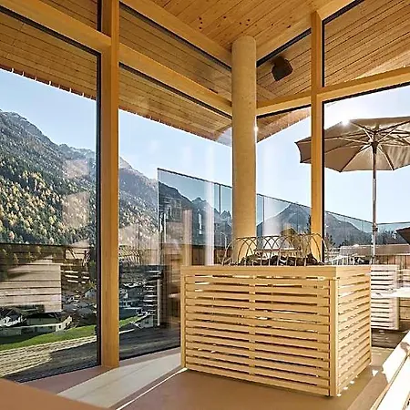 Laerchenlodge Skyspa And Whirlpool Stubai Card Szálloda Neustift im Stubaital